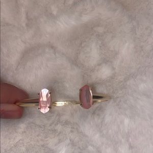 Pink Kendra Scott bracelet